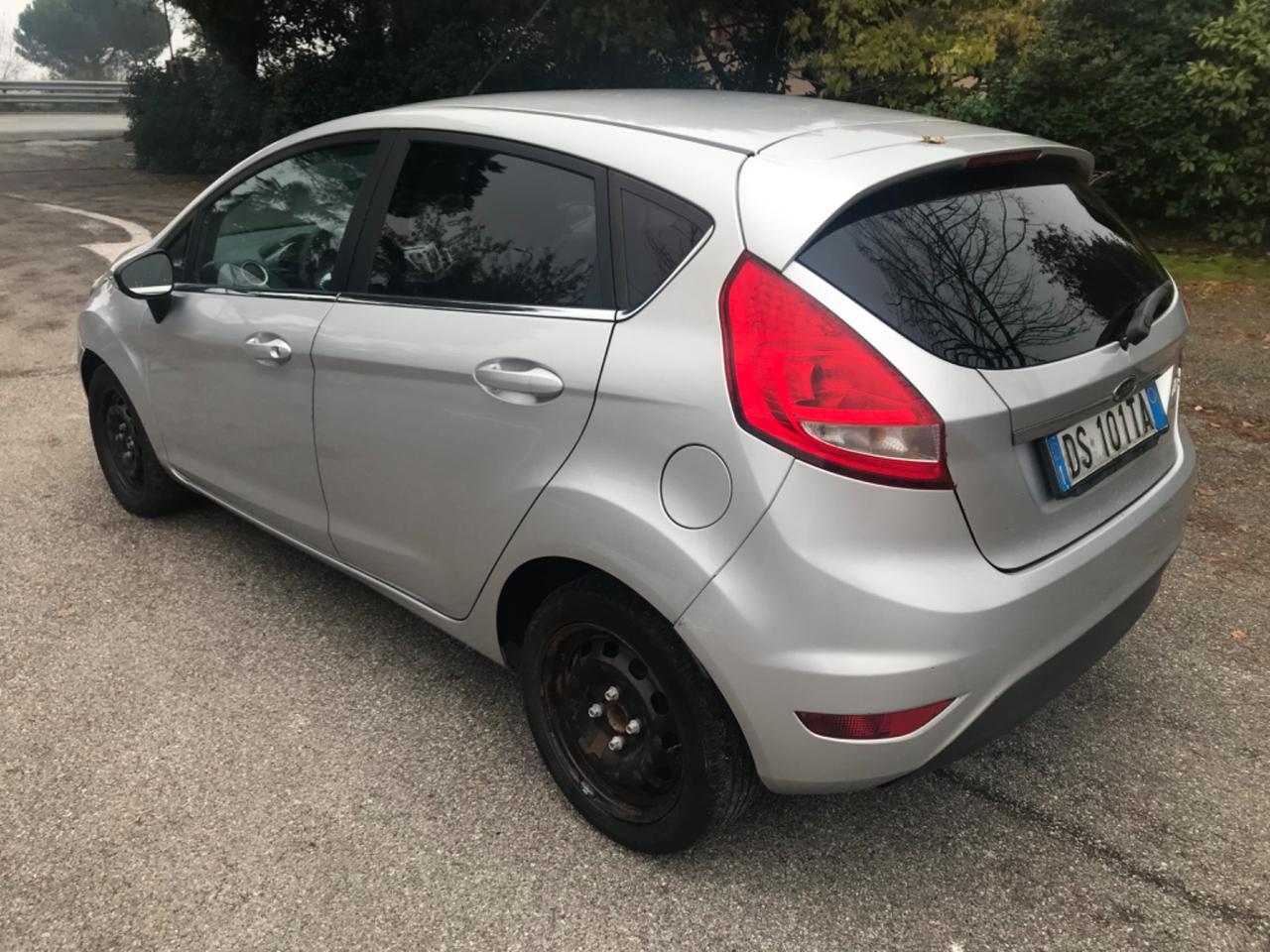 Ford Fiesta 1.2 16V 5p. 82cv