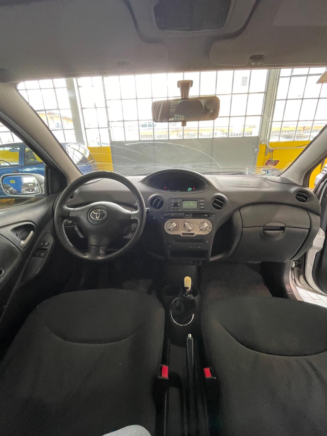 Toyota Yaris 1.4 tdi D-4D cat 3 porte