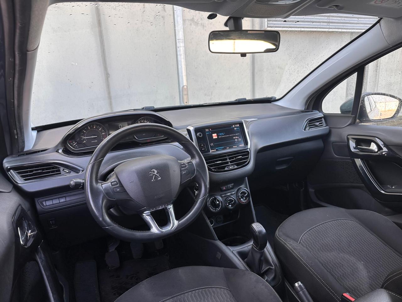 Peugeot 208 PureTech 82 5 porte Allure