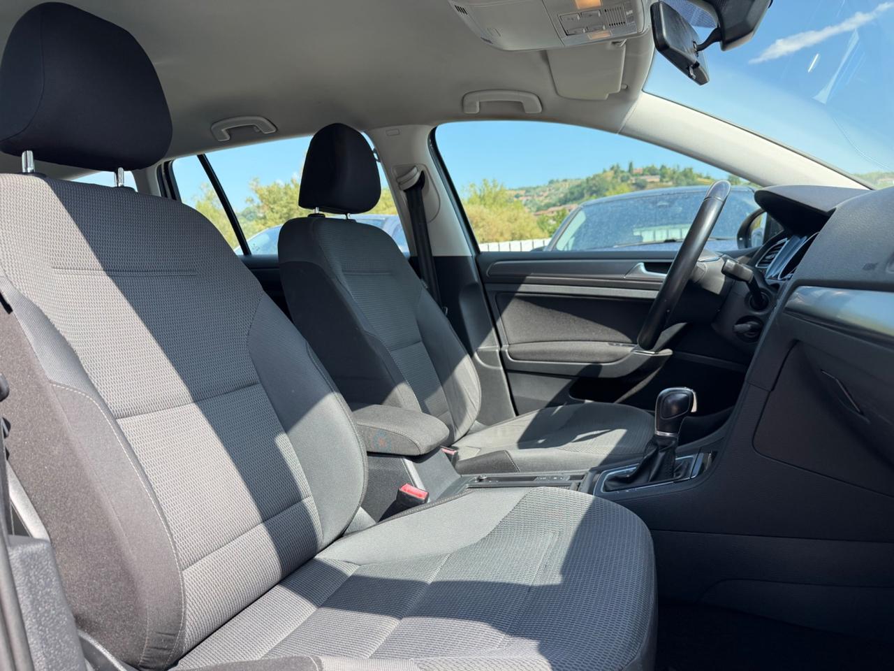 Volkswagen Golf Variant 1.4 TGI DSG Business BlueMotion/121.000KM