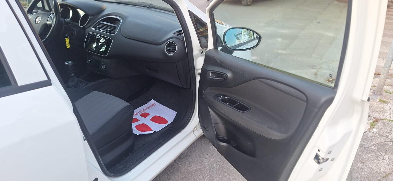 Fiat Punto 1.2 8V 5 porte Street