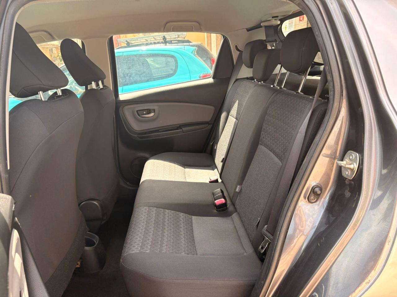 Toyota Yaris 1.0 5 porte Lounge