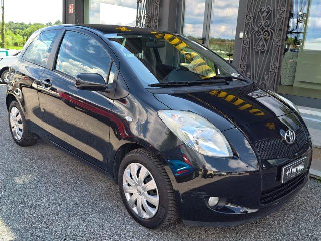 TOYOTA Yaris 1.3 3 porte Navi OK NEOPATENTATI