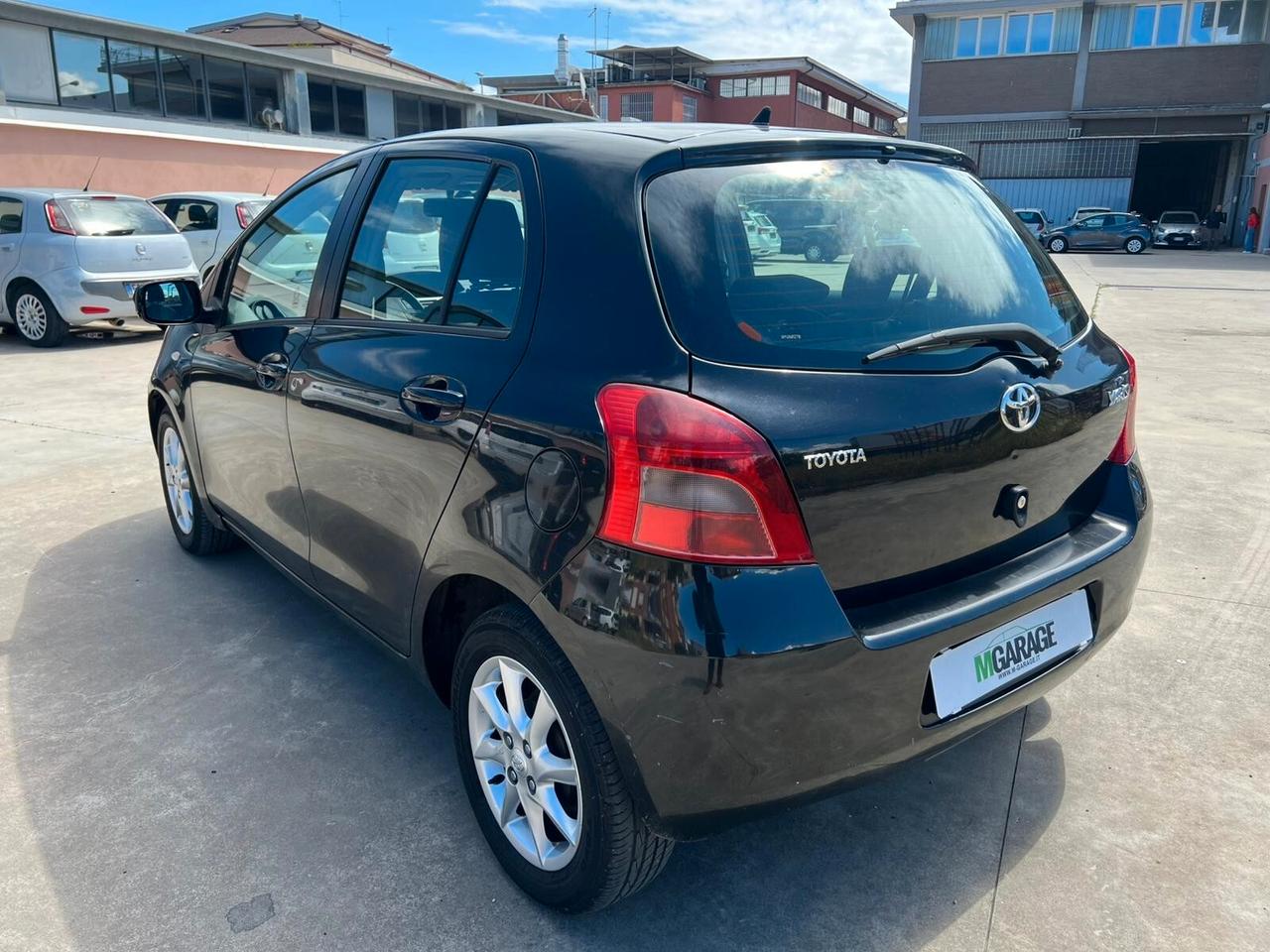 Toyota Yaris 1.3 5 porte