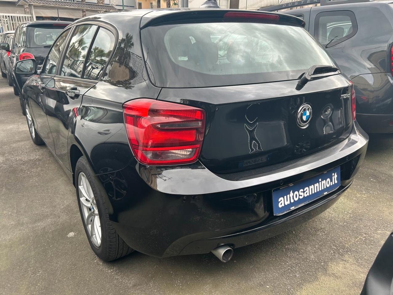 Bmw 116 116d 5p. Urban