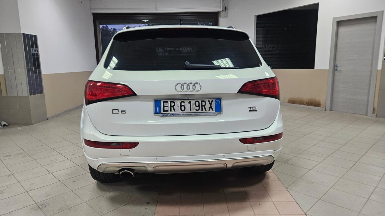 Audi Q5 2.0 TDI 177CV quattro S tronic Advanced