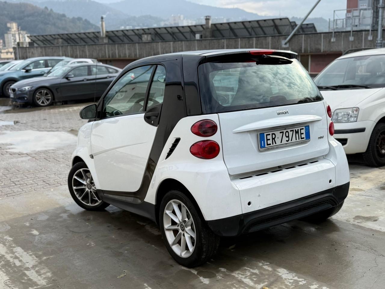 Smart ForTwo 1000 52 kW MHD coupé passion