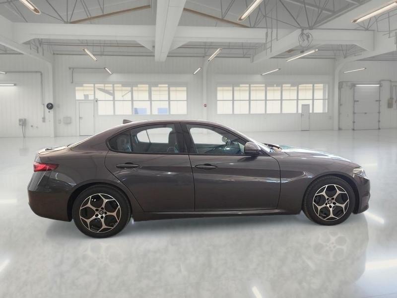 ALFA ROMEO GIULIA 2.2 TD 160 CV Super Business AT8 4 PORTE BERLINA