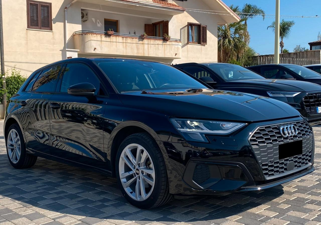 Audi A3 Sportback Business 2.0 TDI 116CV s-tronic 30
