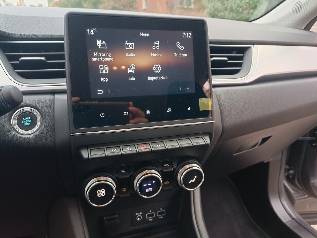 Renault Captur Hybrid 140 CV Techno