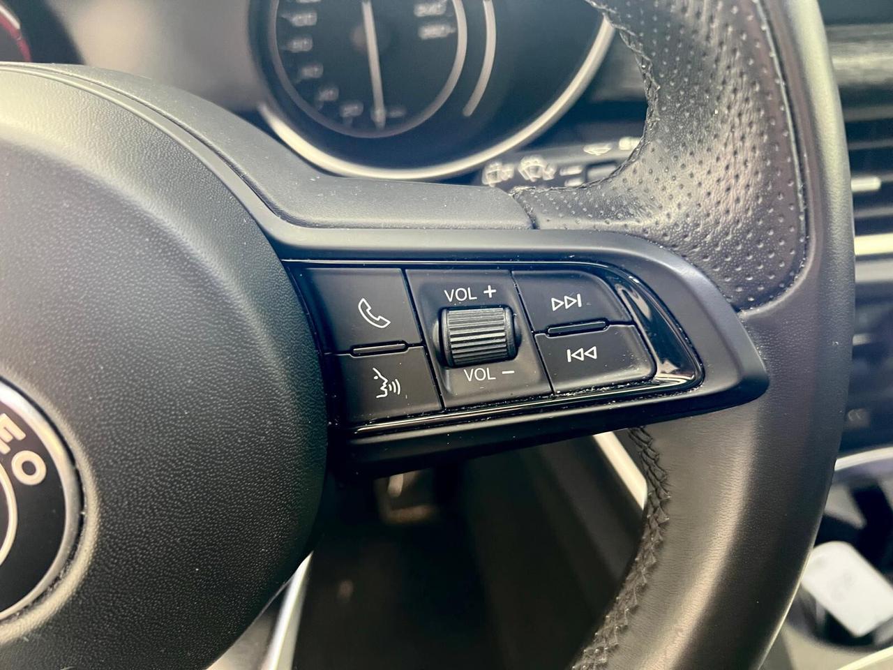Alfa Romeo Stelvio 2.2 Turbodiesel 190 CV AT8 Q4 Business Ti
