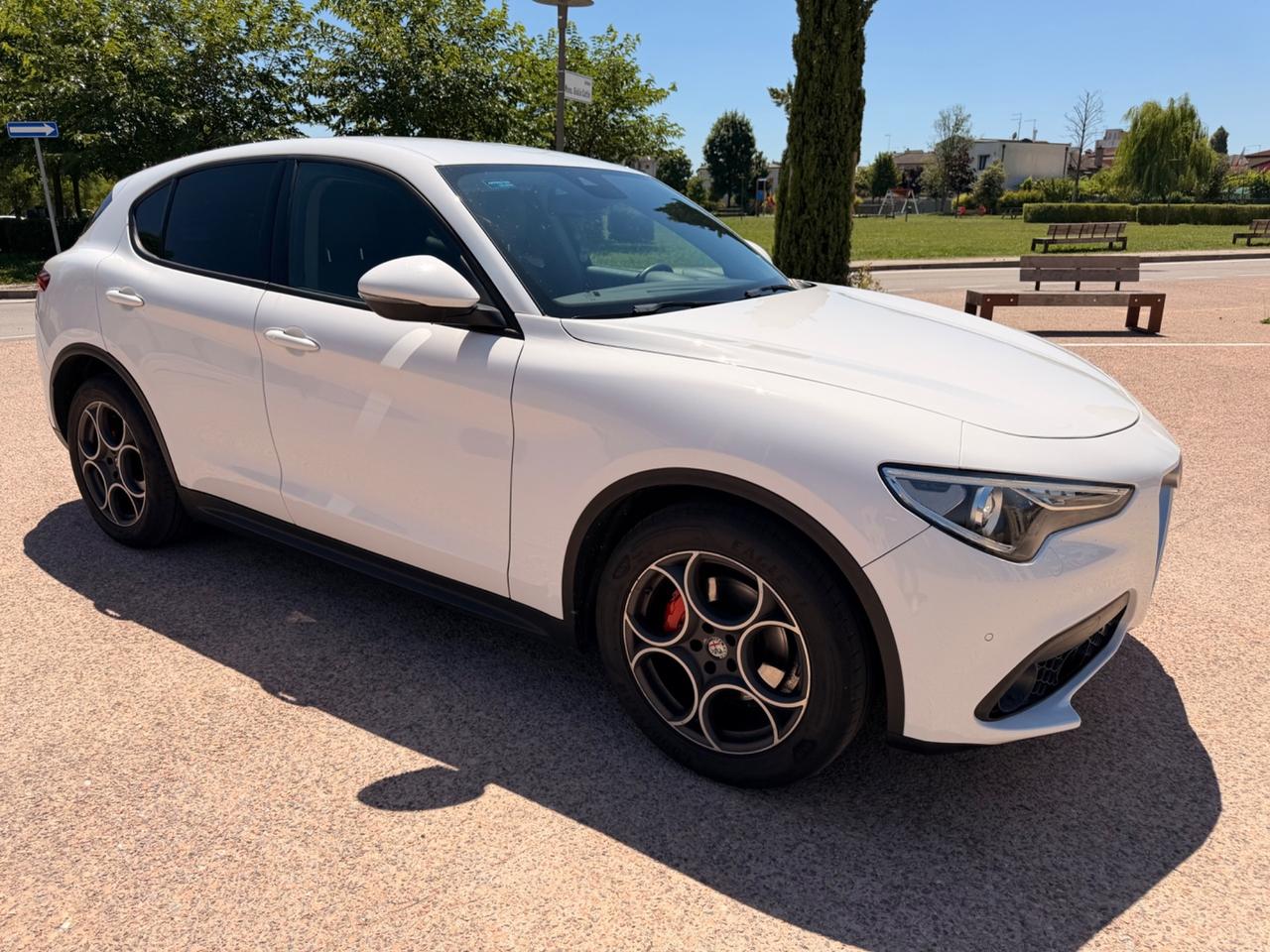 Alfa Romeo Stelvio 2.2TD 2018 PRONTO USO GARANZIA