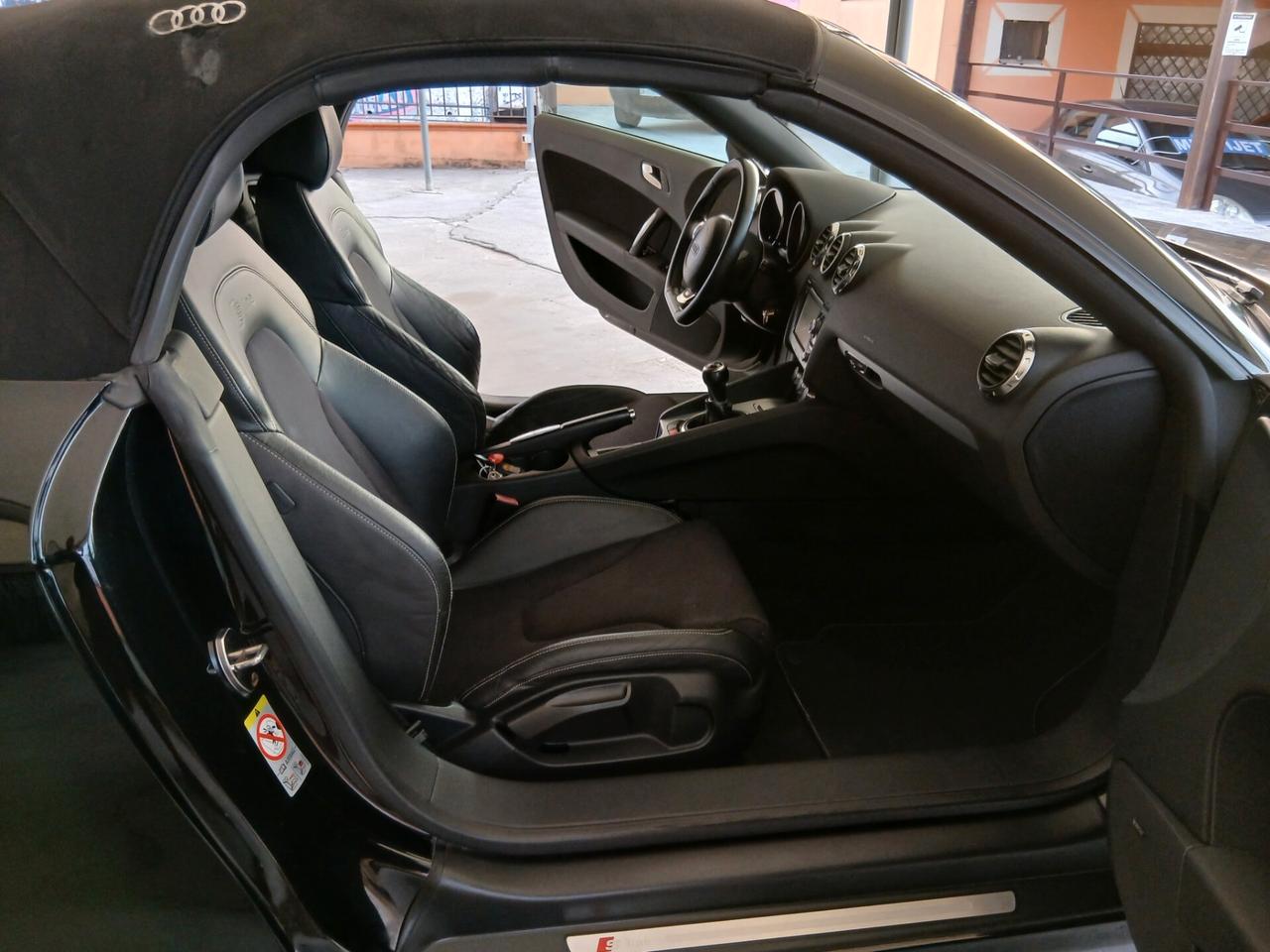 Audi TT Roadster 2.0 TFSI CABRIO FULL 07