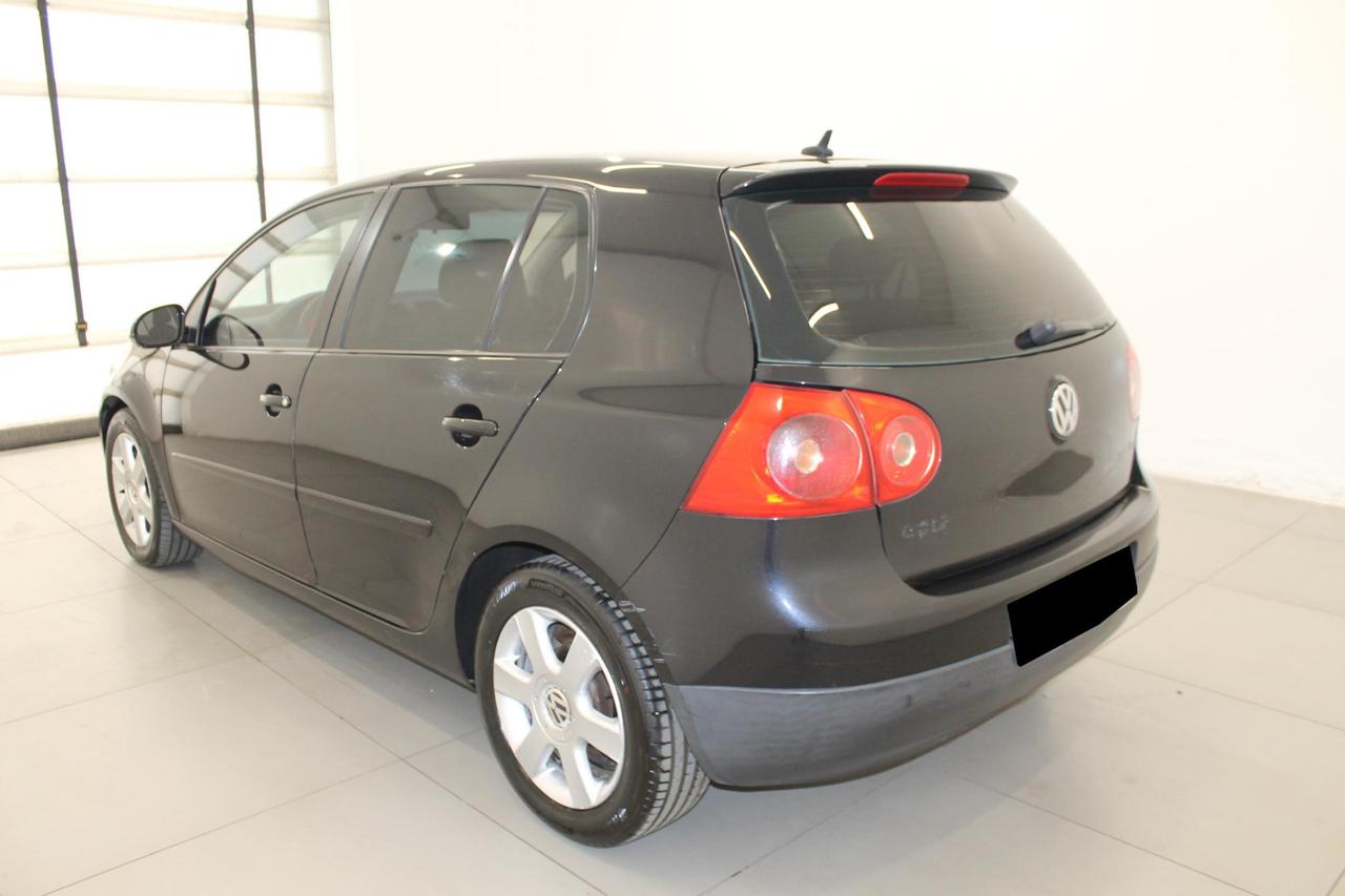 Volkswagen Golf 2.0 TDi Sportline DSG