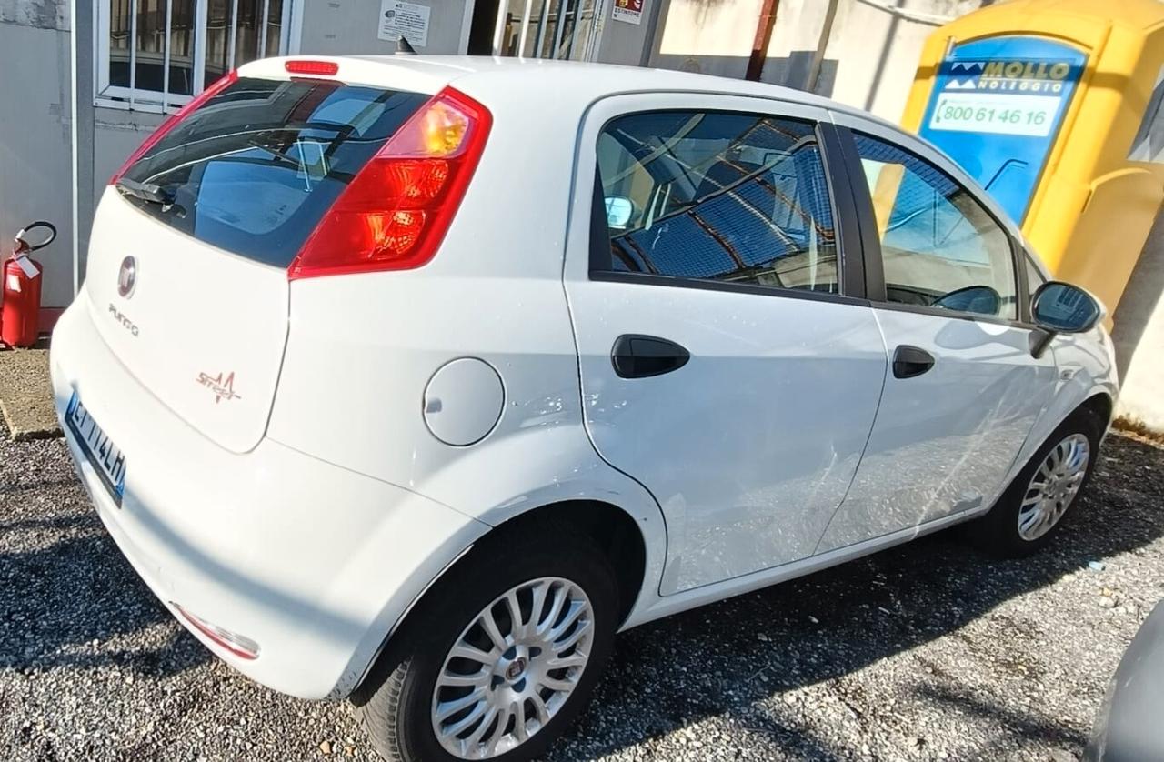 Fiat Punto 1.3 MJT II 75 CV 5 porte Street