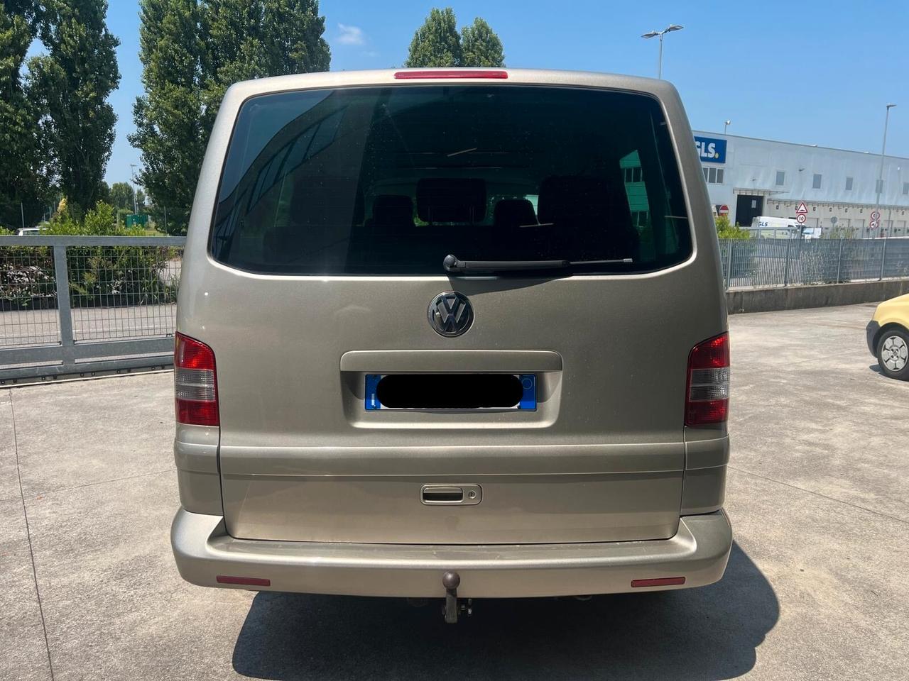 Volkswagen T5 MULTIVAN T5 CARROZZERIA NUOVA E MOTORE