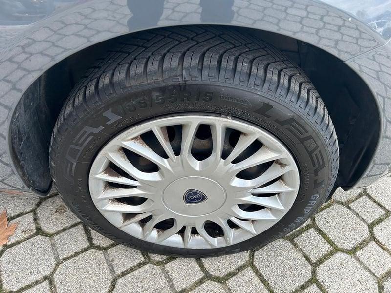 Lancia Ypsilon 1.2 Gold 69cv my16