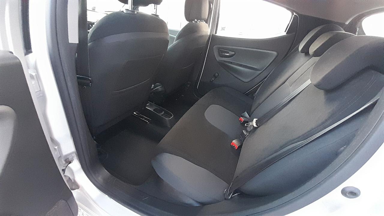 Lancia Ypsilon 1.2 69 CV Unyca