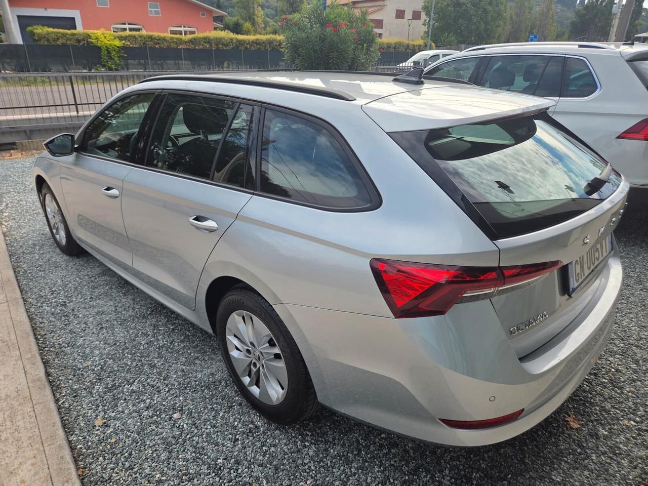 Skoda Octavia 2.0 TDI EVO SCR Wagon Ambition