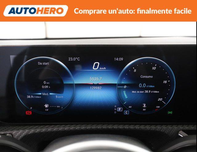 MERCEDES-BENZ A 200 d Automatic Business
