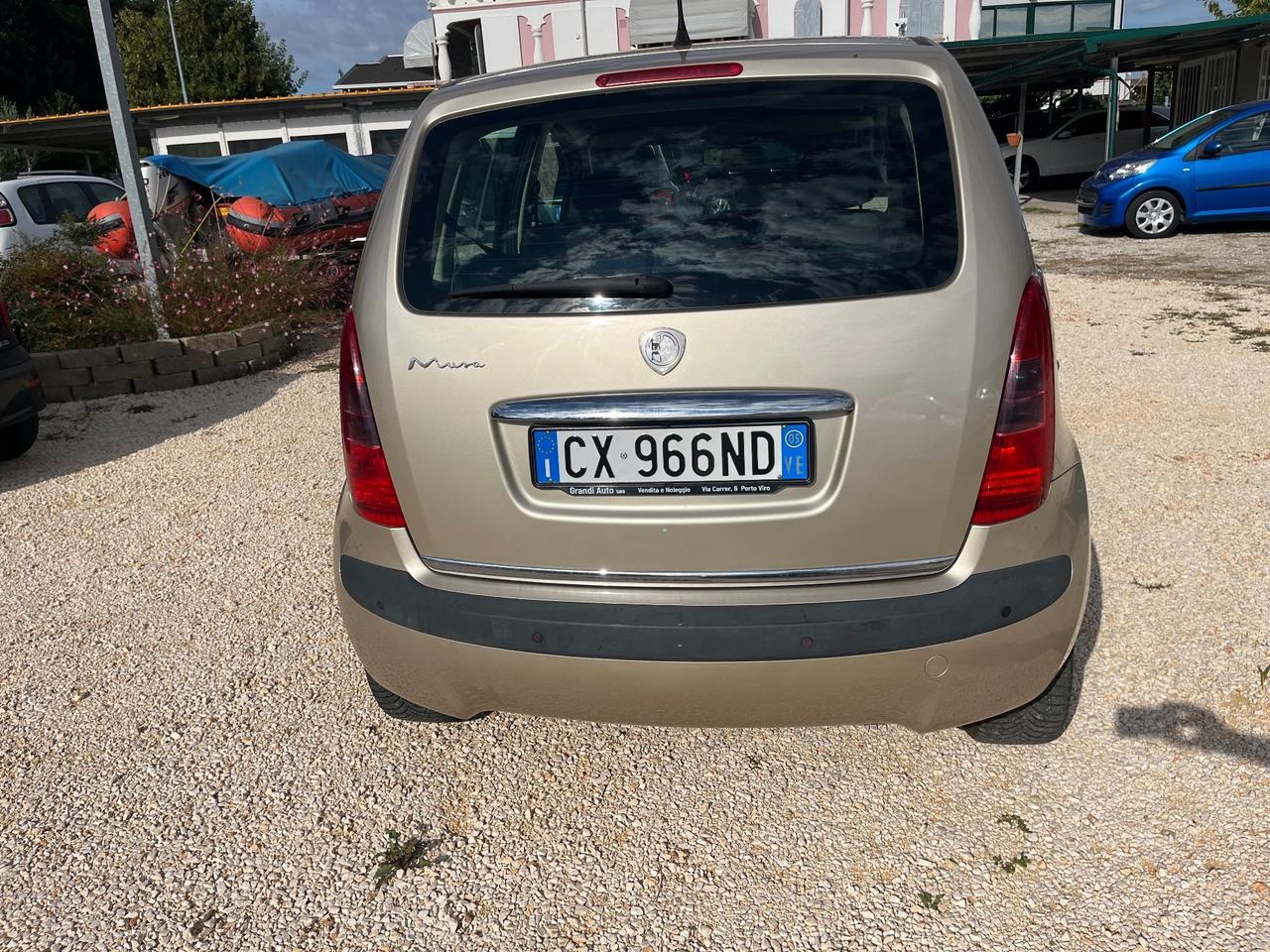 LANCIA MUSA 1.4 AUTOMATICA - METANO