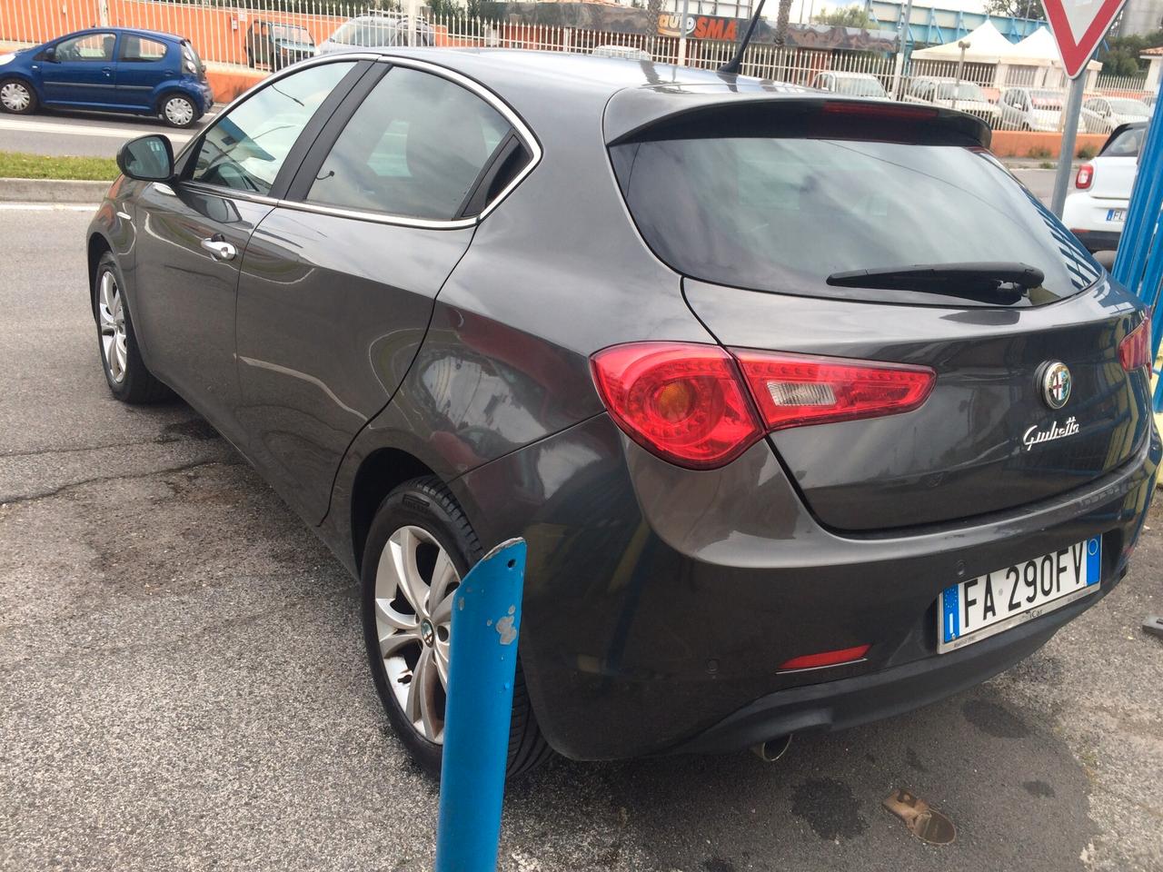 2013 Alfa Romeo Giulietta 1.6 JTDm-2 105 CV Distinctive tagliandata !