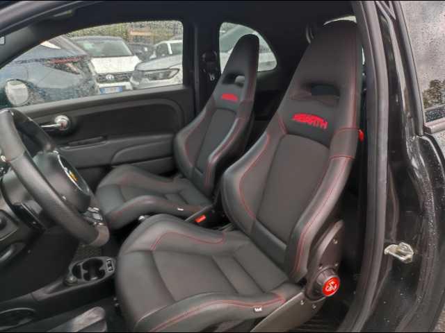 Abarth 695 - 695 1.4 t-jet 180cv auto