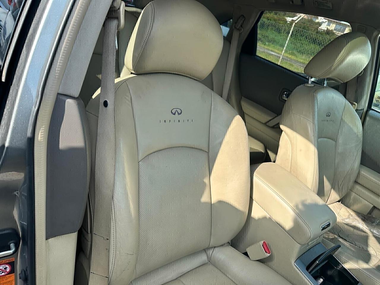 Infiniti FX 35 GPL GANCIO TRAINO