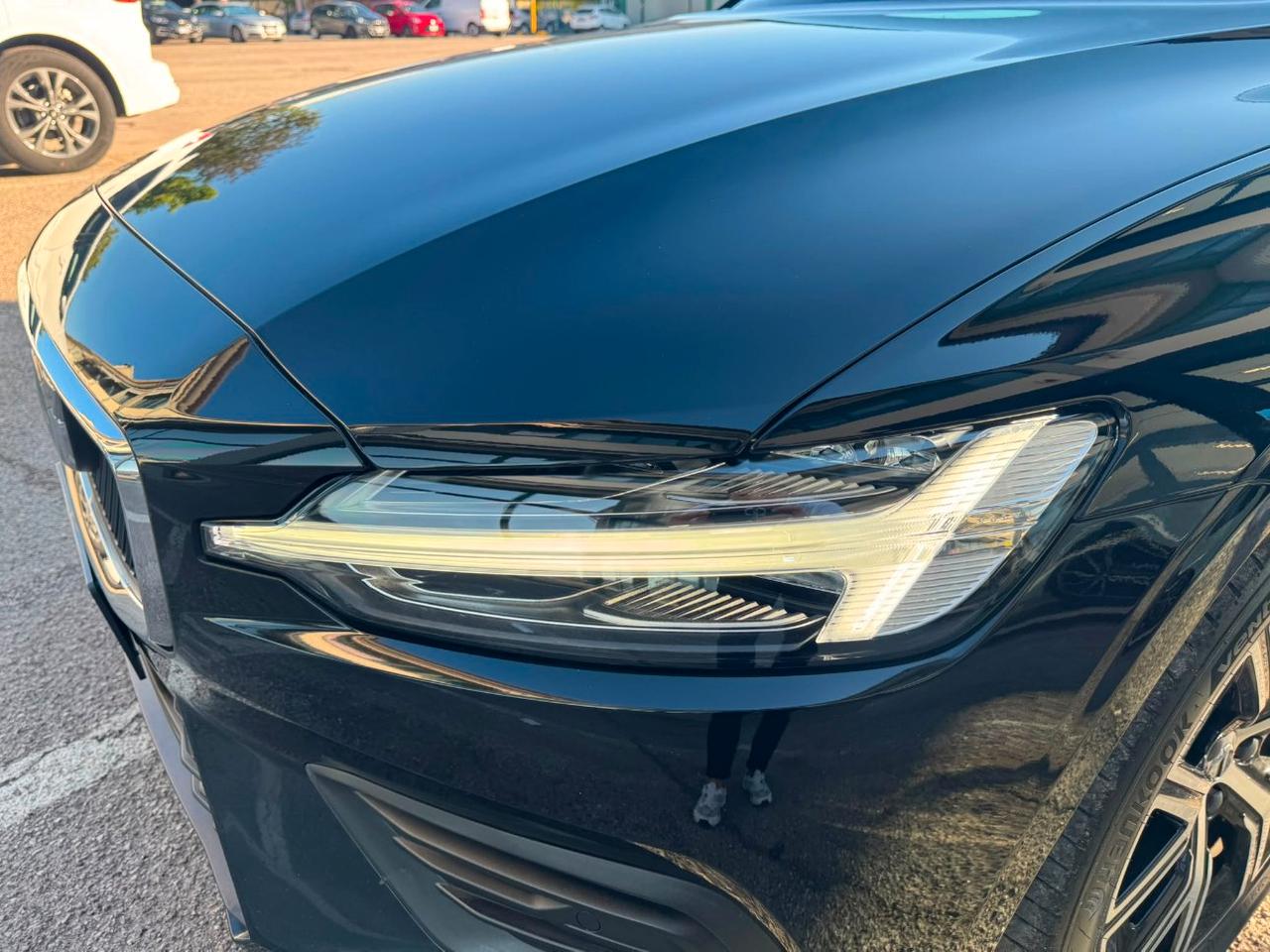 Volvo V60 2.0 b4 Core auto