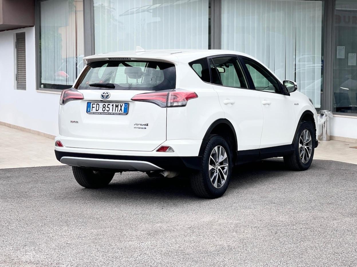 Toyota RAV 4 2.5 Hybrid 155CV 2WD E6 Automatica - 2016