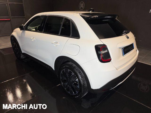 FIAT 600 Hybrid 100 CV DCT MHEV La Prima