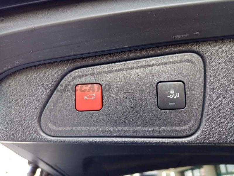 Peugeot 3008 3008 1.5 bluehdi GT Pack s&s 130cv eat8
