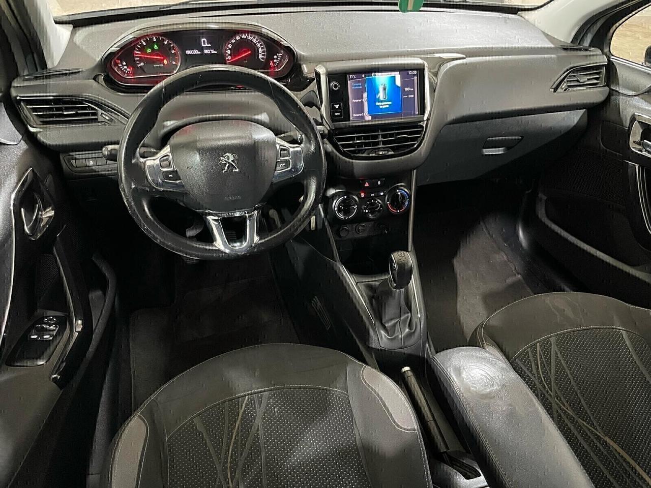 Peugeot 208 1.4 HDi 68 CV 5 porte Allure