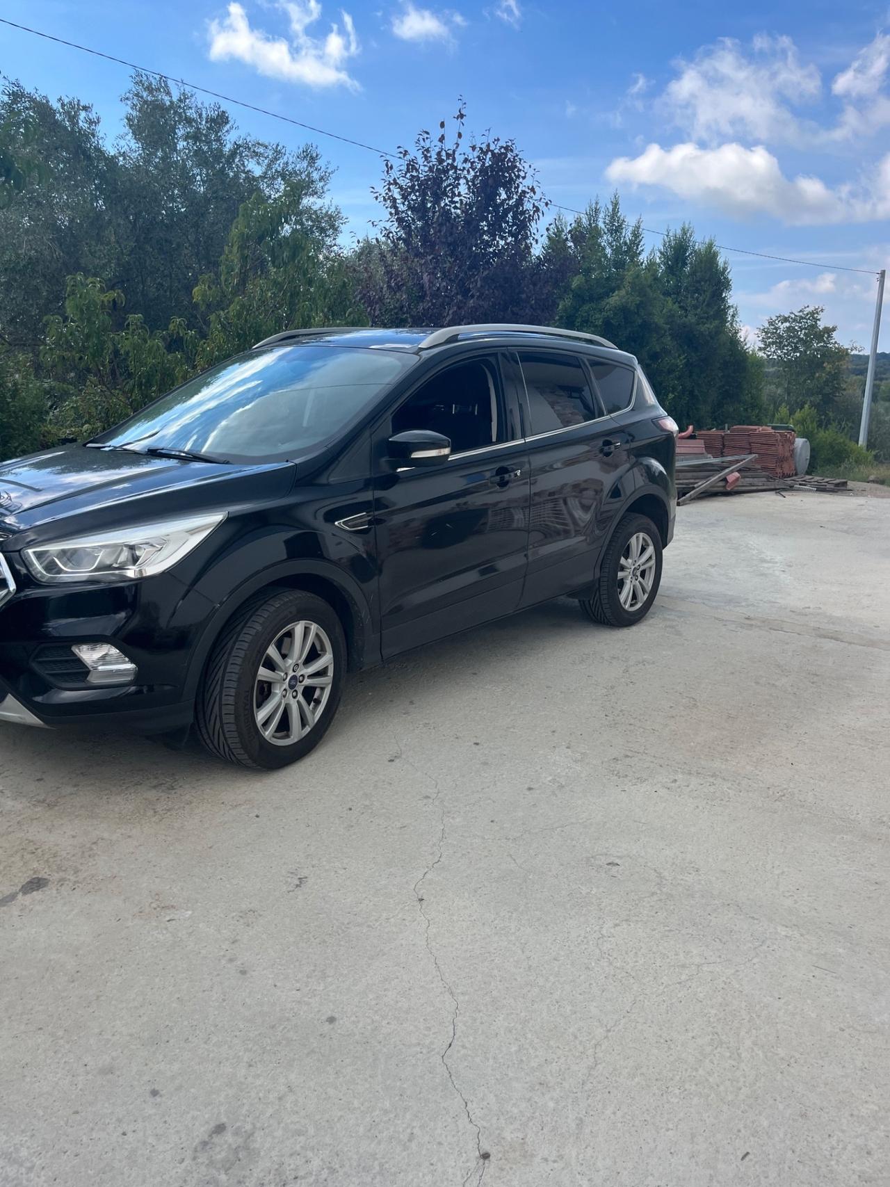 Ford Kuga 1.5 TDCI 120 CV S&S 2WD ST-Line