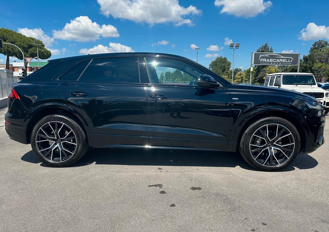 Audi Q8 50 TDI 286 CV quattro tiptronic Sport /s line/tetto/km doc/