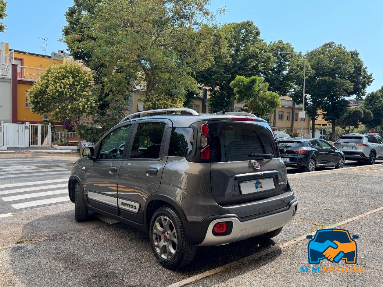 FIAT PANDA 1.0 HYBRID CROSS CROSS