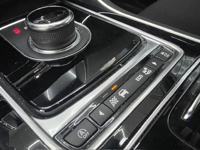 Jaguar XE 2.0 D 240 CV AWD aut. R-Sport