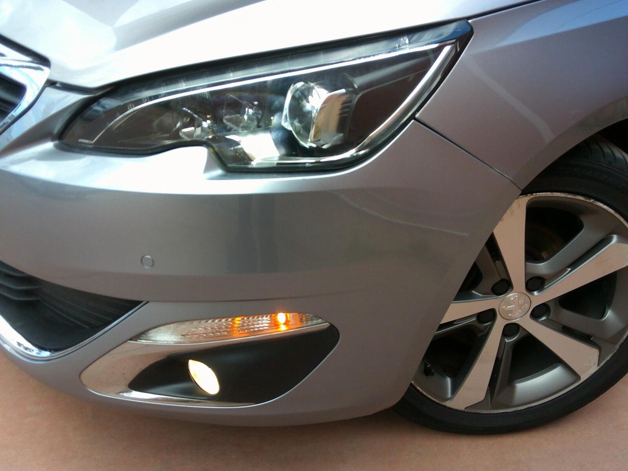 Peugeot 308 1.6 e-HDi 115 CV Stop&Start Allure