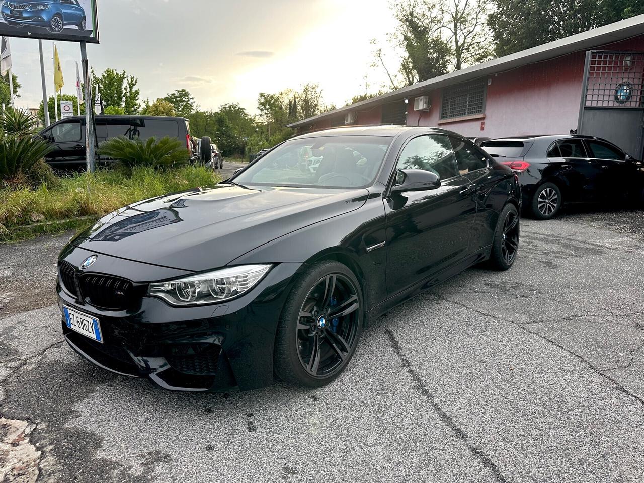 Bmw M4 performance White Cream Garantita Rate Permute