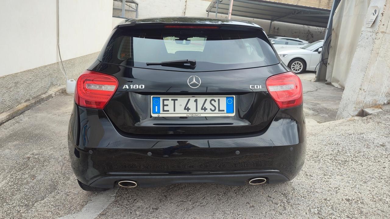 MERCEDES A180