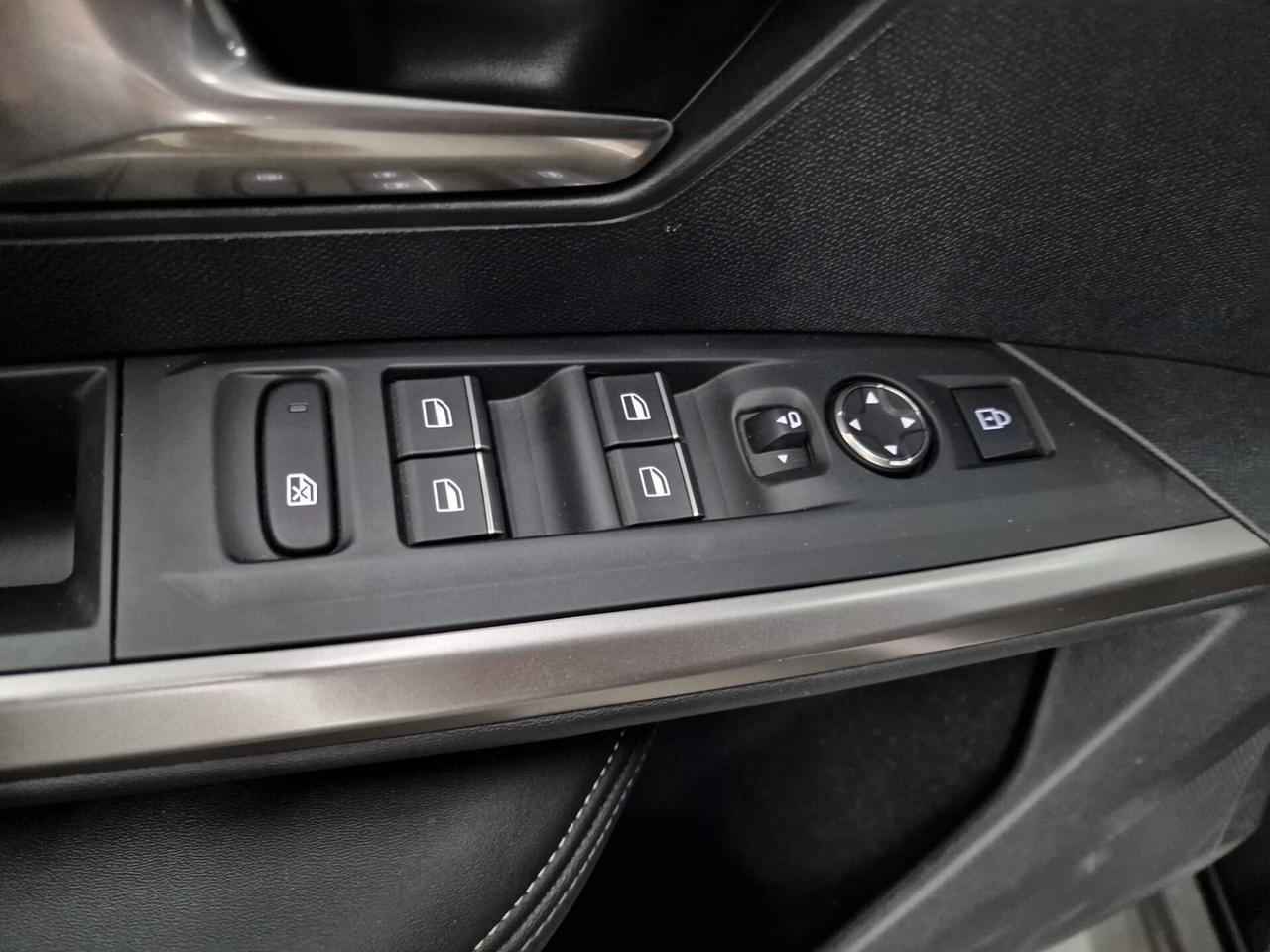 Peugeot 3008 1.2 Hybrid 145 e-DCS6 GT