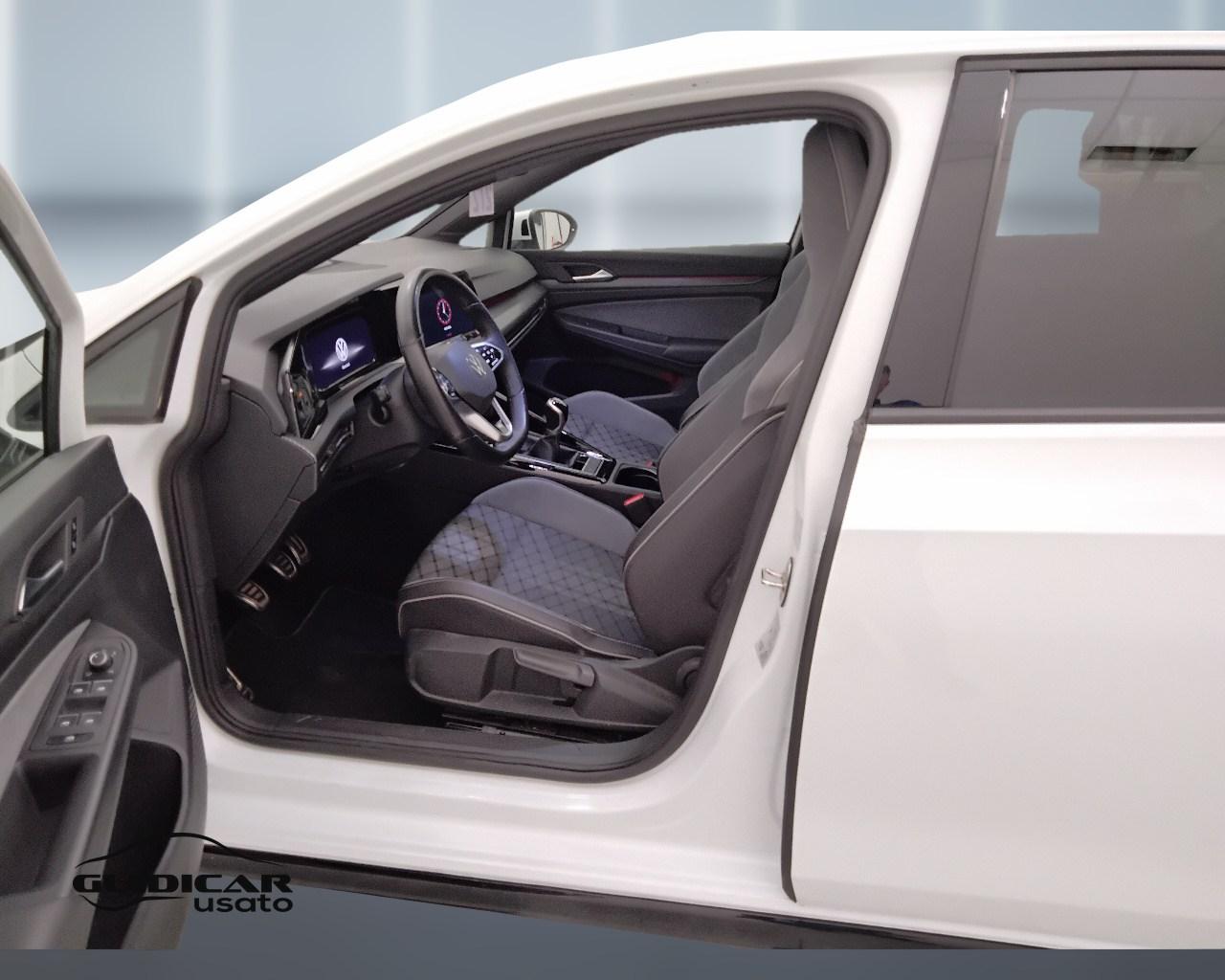 VOLKSWAGEN Golf VIII 2020 - Golf 1.5 tsi evo R-Line 130cv