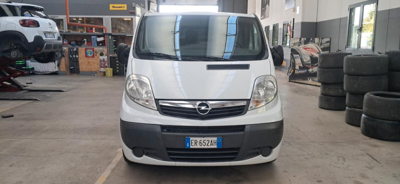 Opel Vivaro 2.0 cdti p.lungo