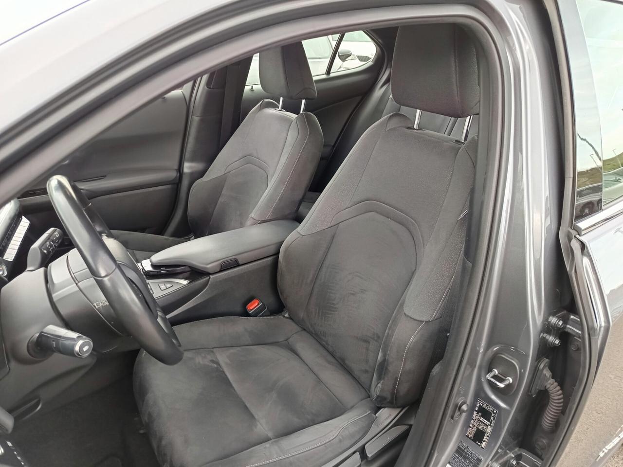 Lexus UX UX 250h 2.0 Business 2WD CVT MY20