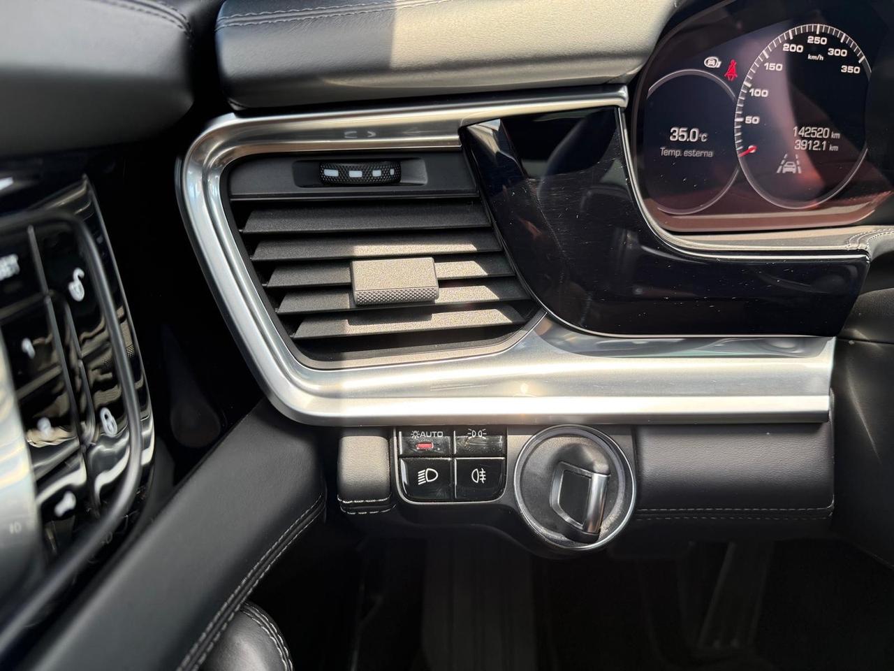 Porsche Panamera 4.0 Turbo