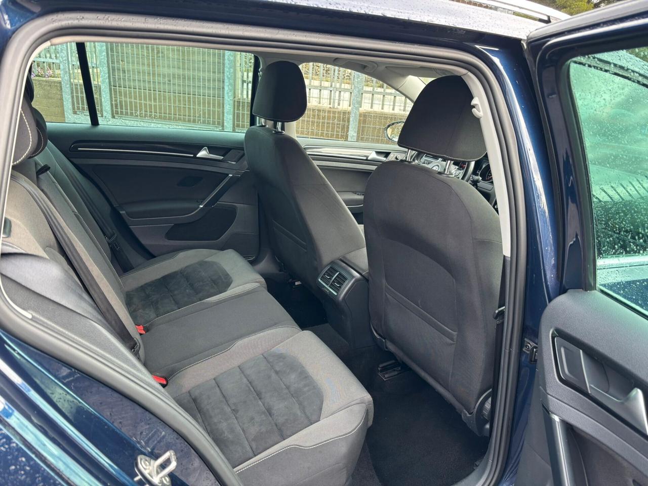 Volkswagen Golf Variant 1.6 TDI DSG Highline