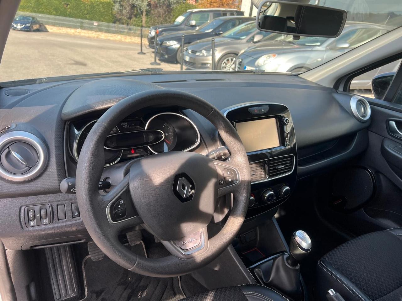 Renault Clio dCi 8V 75 CV 5 porte Moschino Intens