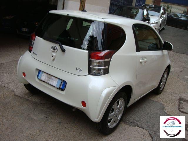 TOYOTA - iQ - 1.0 CVT Lounge