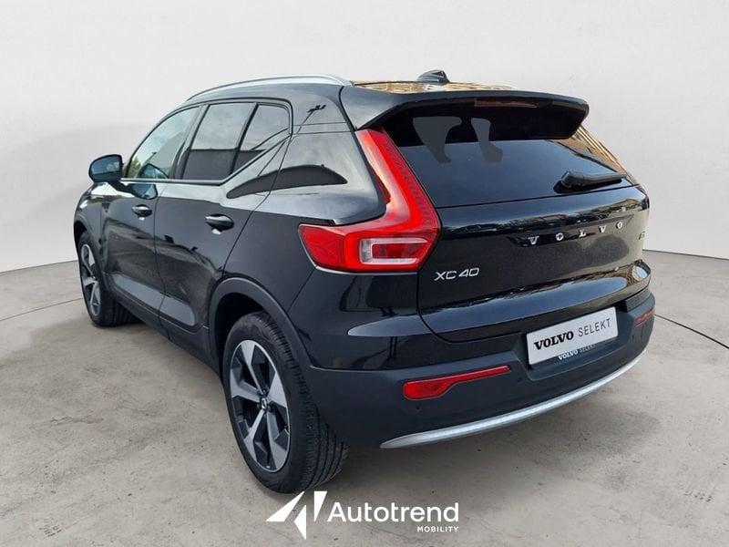 Volvo XC40 B3 163+14 CV Automatico LED Core