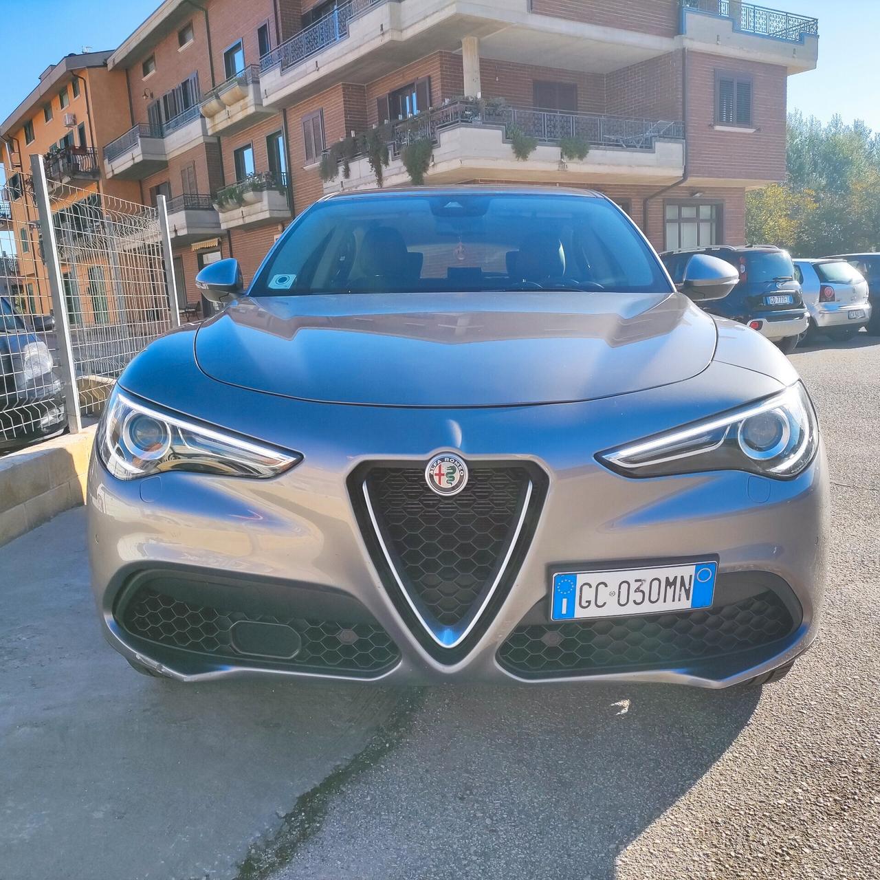 Alfa Romeo Stelvio 2.2 Turbodiesel 210 CV AT8 Q4 Executive